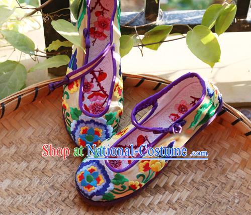 Chinese Yunnan Ethnic Folk Dance Shoes Hand Embroidered Shoes Traditional National Strong Cloth Soles Shoes