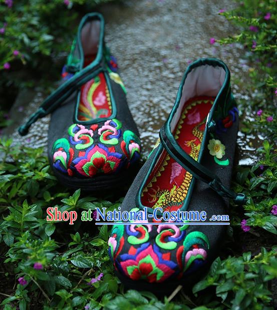 Chinese National Woman Shoes Handmade Embroidered Shoes Traditional Black Satin Shoes