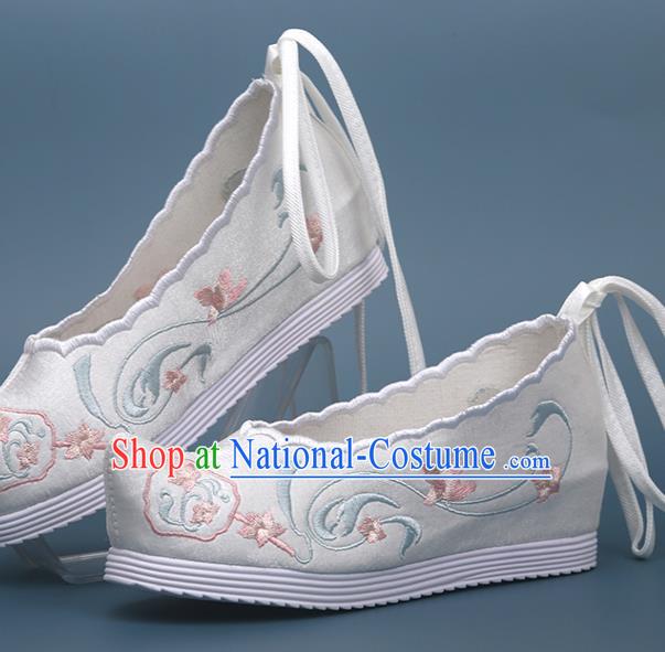 Chinese Traditional Hanfu Shoes Classical Dance Satin Shoes National Embroidery Palace Fan Shoes