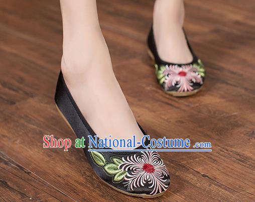 Chinese National Folk Dance Shoes Classical Embroidered Shoes Traditional Black Satin Shoes