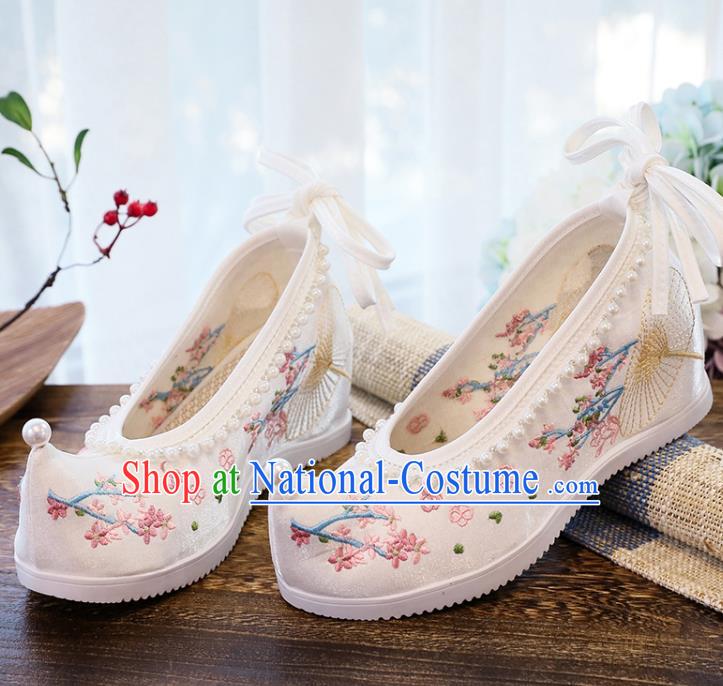 Chinese National Wedge Heel Shoes Embroidery White Cloth Shoes Traditional Woman Shoes