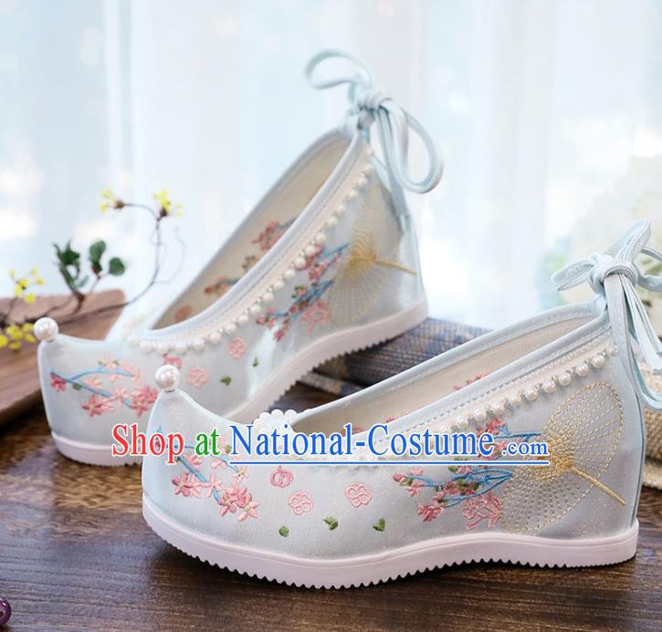 Chinese Traditional Woman Shoes National Wedge Heel Shoes Embroidery Blue Cloth Shoes