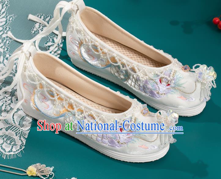 China Ming Dynasty Beads Tassel Shoes Handmade White Cloth Shoes Ancient Princess Embroidered Shoes Traditional Hanfu Shoes