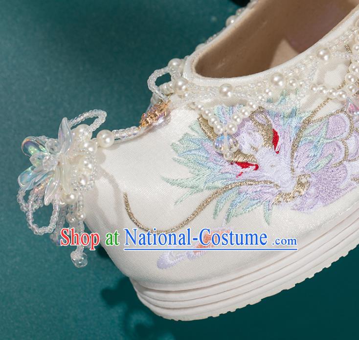 China Ming Dynasty Beads Tassel Shoes Handmade White Cloth Shoes Ancient Princess Embroidered Shoes Traditional Hanfu Shoes