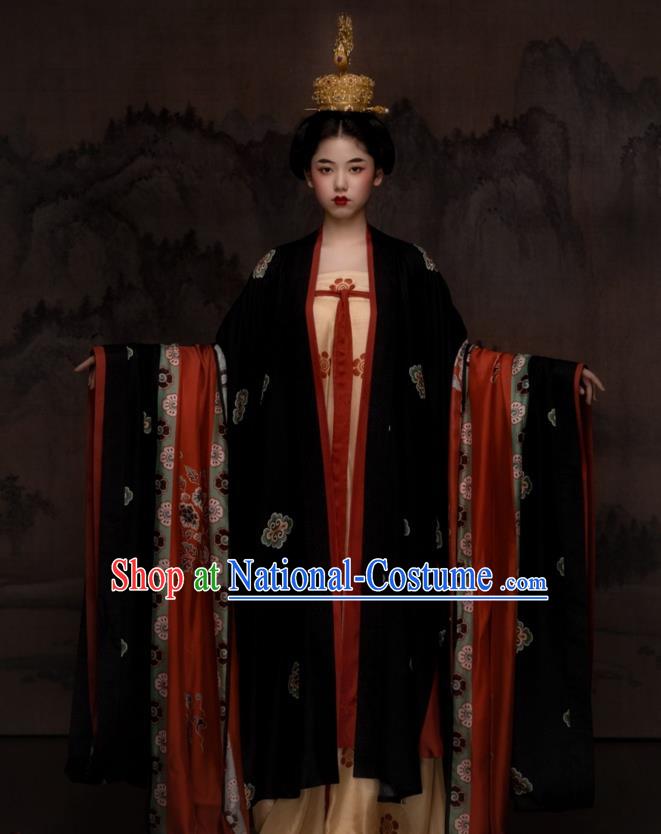 China Ancient Royal Princess Garment Costumes Traditional Five Dynasties Court Woman Historical Dress Clothing and Handmade Headpieces