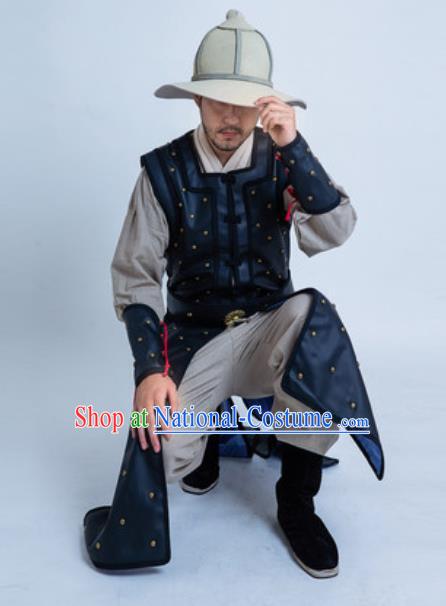 China Traditional Ming Dynasty General Garment Costumes Ancient Warrior Armor Clothing and Hat