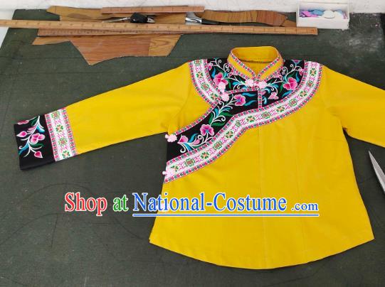 Chinese Guangxi Minority Embroidered Shirt Clothing Zhuang Nationality Yellow Blouse Ethnic Woman Top Garment