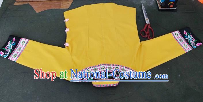 Chinese Guangxi Minority Embroidered Shirt Clothing Zhuang Nationality Yellow Blouse Ethnic Woman Top Garment