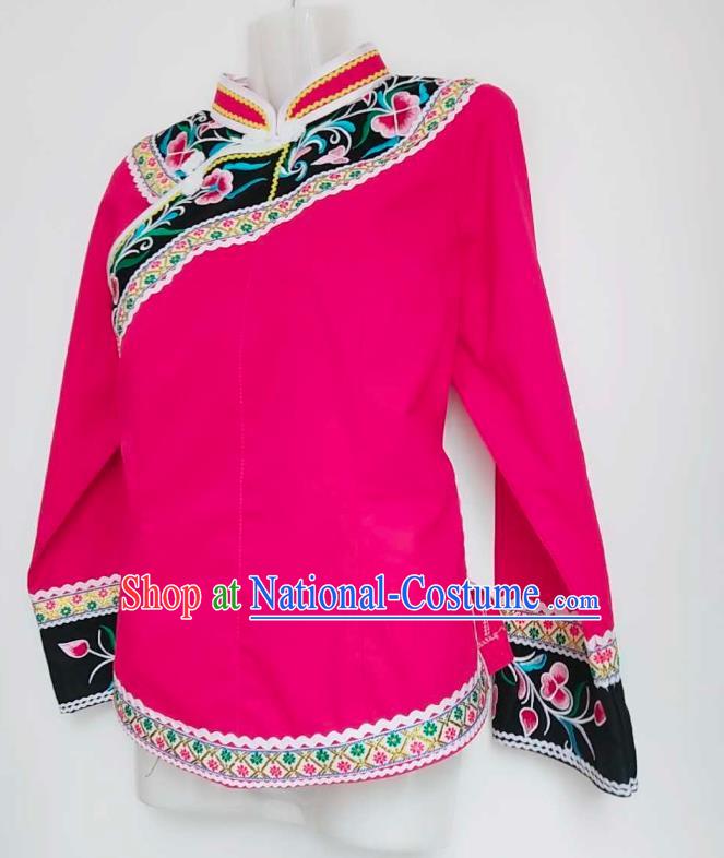 Chinese Traditional Guizhou Ethnic Folk Dance Suits Clothing Bouyei Nationality Embroidered Rosy Blouse and Skirt