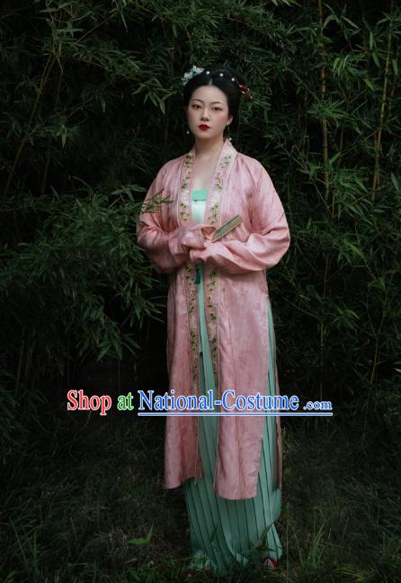 China Ancient Young Beauty Hanfu Dress Garments Traditional Song Dynasty Patrician Woman Historical Clothing