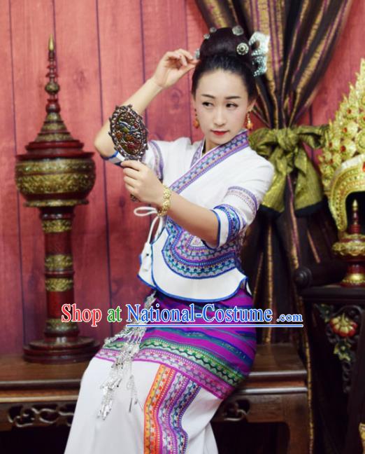 China Yunnan Ethnic Female White Blouse and Skirt Uniforms Dai Nationality Water Splashing Festival Clothing