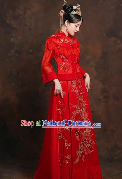 China Traditional Embroidered Wedding Costumes Classical Bride Red Blouse and Skirt