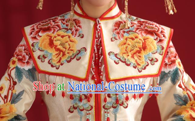 China Classical Embroidered Phoenix Peony Wedding Dress Traditional Bride Xiuhe Suit Costumes