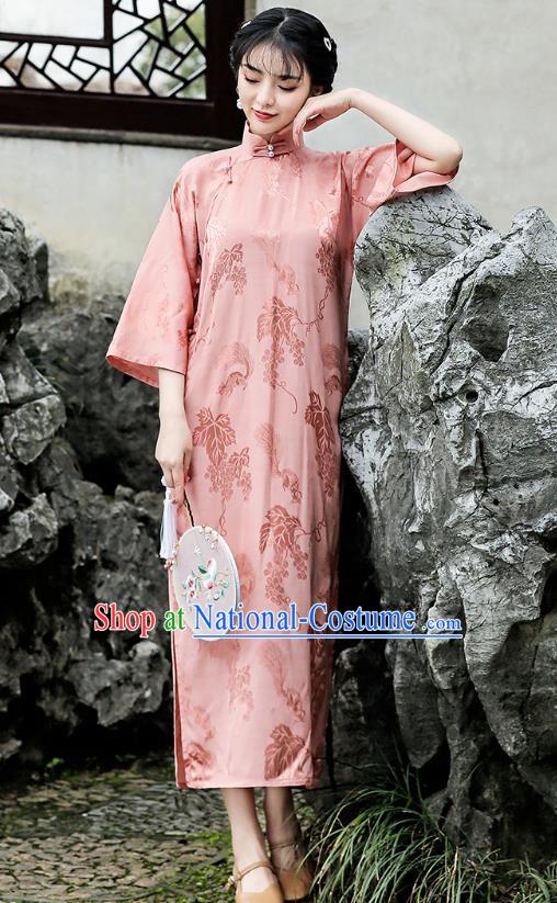 Republic of China National Young Woman Wide Sleeve Cheongsam Traditional Grape Pattern Pink Silk Qipao Dress