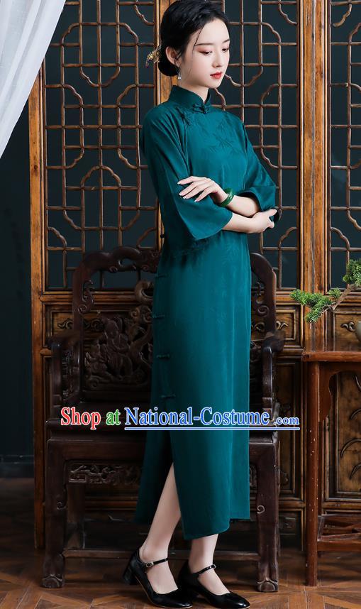 Republic of China National Deep Green Silk Cheongsam Traditional Shanghai Young Lady Qipao Dress