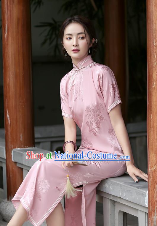 Republic of China National Pink Silk Cheongsam Traditional Shanghai Young Woman Qipao Dress