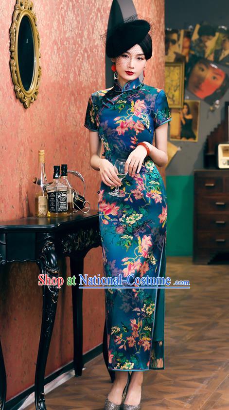 China Classical Mangnolia Pattern Cheongsam Traditional Shanghai Young Lady Blue Silk Qipao Dress