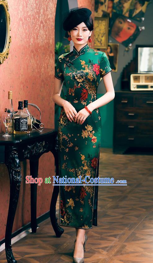 China Classical Dance Performance Cheongsam Traditional Shanghai Young Lady Green Silk Qipao Dress