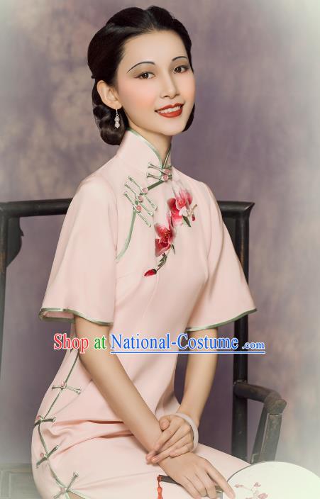 China Classical Shanghai Woman Cheongsam Traditional Minguo Embroidered Mangnolia Pink Silk Qipao Dress