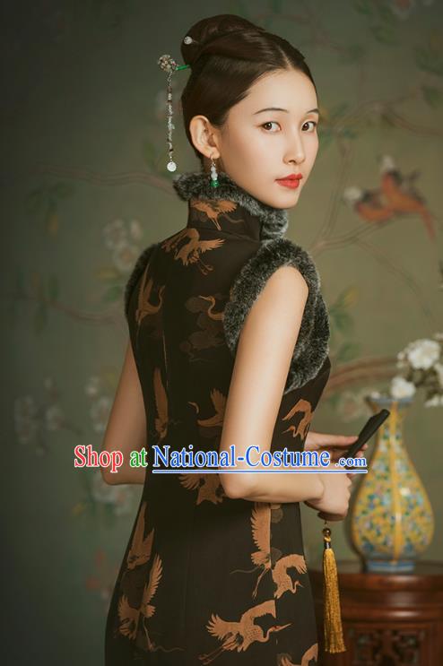 China Classical Crane Pattern Brown Sleeveless Cheongsam Traditional Minguo Gambiered Guangdong Gauze Qipao Dress