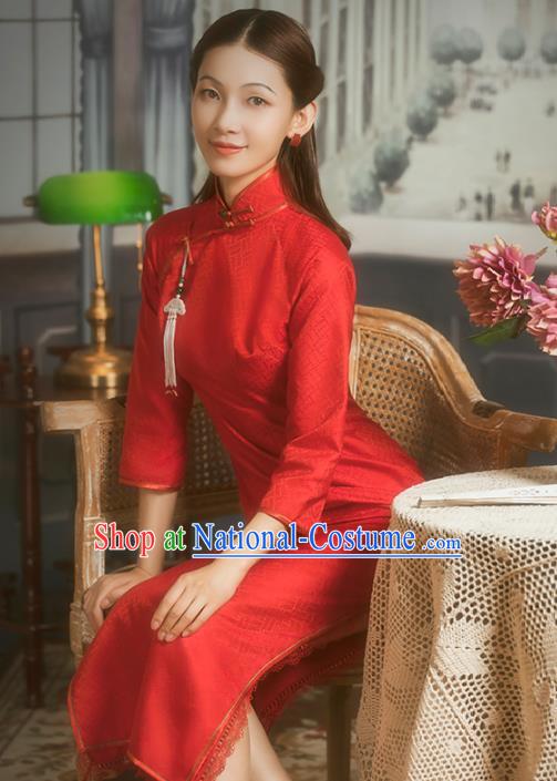 China Classical Wedding Bride Red Silk Cheongsam Traditional Minguo Shanghai Young Lady Qipao Dress