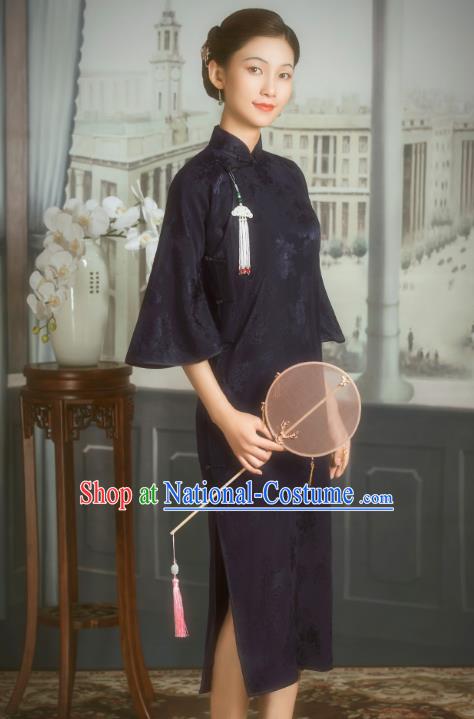 China Classical Old Shanghai Lady Navy Silk Cheongsam Traditional Minguo Wide Sleeve Qipao Dress