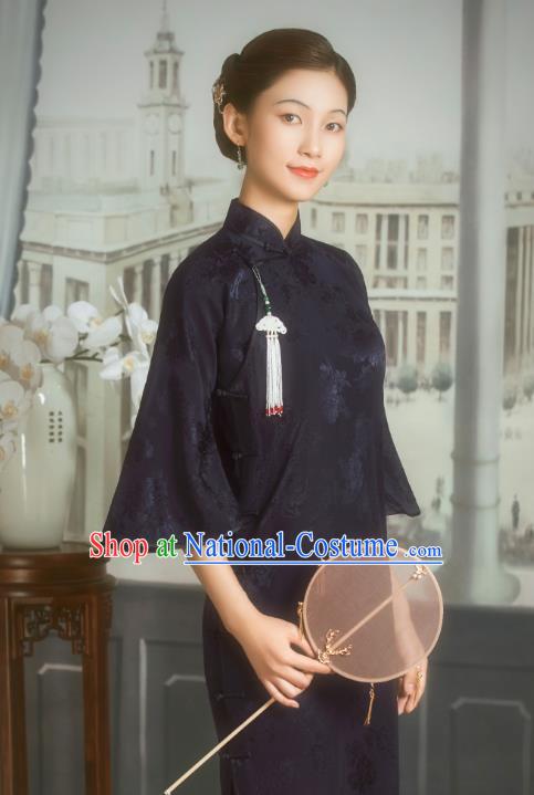 China Classical Old Shanghai Lady Navy Silk Cheongsam Traditional Minguo Wide Sleeve Qipao Dress