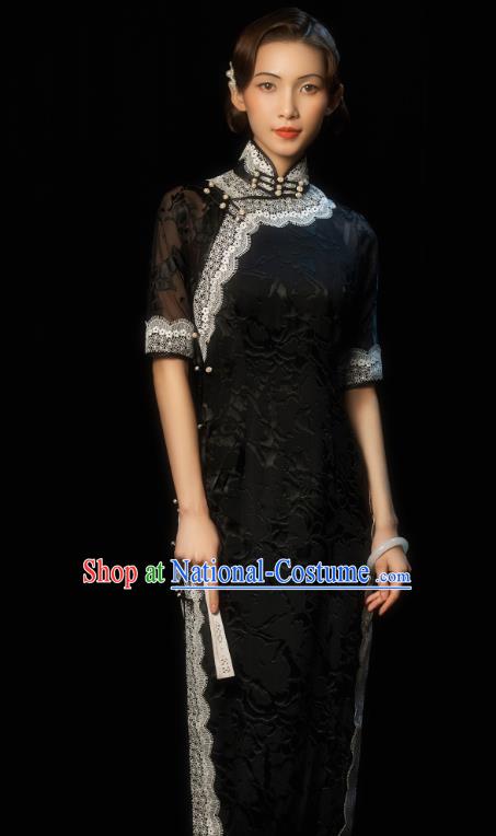 China Classical Old Shanghai Black Silk Cheongsam Traditional Minguo Lace Collar Qipao Dress