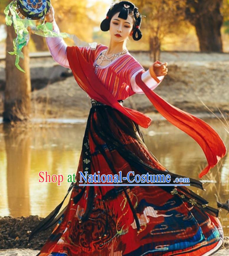 China Traditional Tang Dynasty Palace Lady Historical Clothing Ancient Young Woman Hanfu Dress