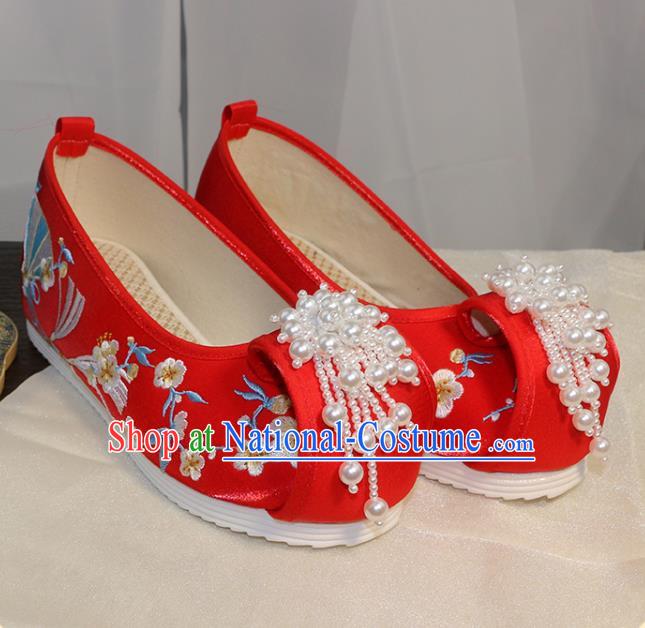 Chinese Ming Dynasty Red Embroidered Shoes Wedding Pearls Tassel Shoes Traditional Hanfu Shoes Ancient Princess Shoes