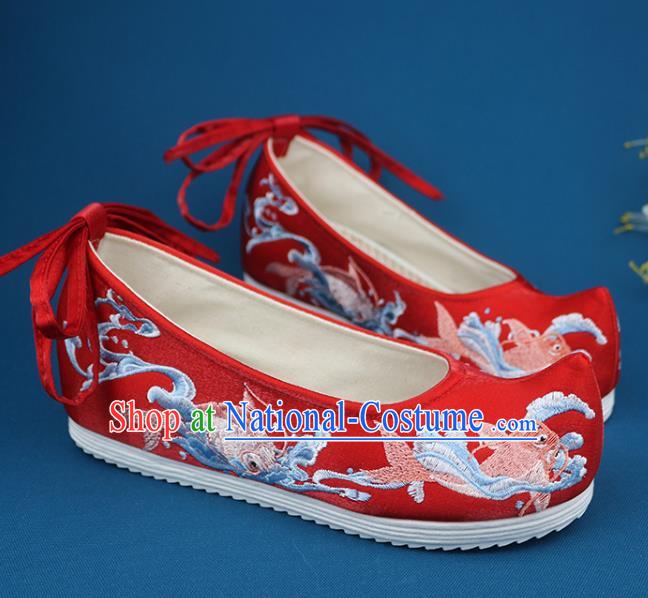 Chinese Ming Dynasty Embroidered Carps Shoes Handmade Red Cloth Shoes Ancient Princess Shoes Traditional Wedding Shoes