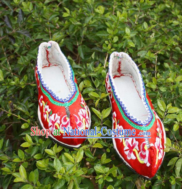 Chinese Traditional Wedding Red Embroidered Shoes Handmade Strong Cloth Soles Shoes Yi Ethnic Female Shoes