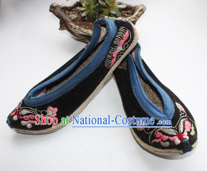 Chinese Yunnan Woman Black Corduroy Shoes Traditional Ethnic Embroidered Shoes Handmade Yi Nationality Shoes