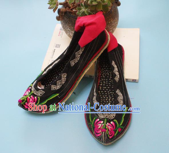 Chinese Traditional Yi Nationality Black Embroidered Shoes Handmade Strong Cloth Soles Shoes Folk Dance Shoes