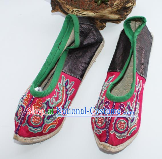 Chinese Handmade Ethnic Strong Cloth Soles Shoes Shui Nationality Embroidered Shoes Yunnan National Woman Shoes