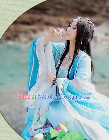 China Ancient Young Beauty Garments Traditional Song Dynasty Princess Blue Hanfu Dress Cosplay Swordswoman Clothing