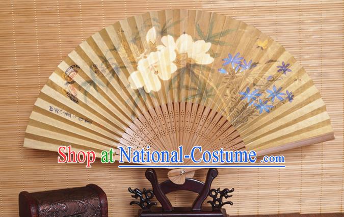 China Handmade Printing Mangnolia Fan Traditional Dance Folding Fans Bamboo Fan Classical Yellow Silk Accordion