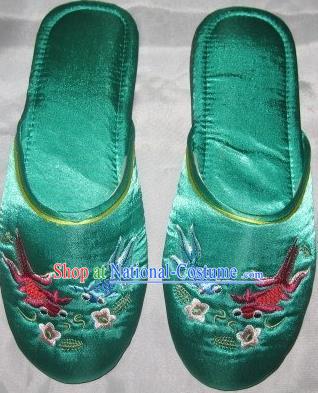 Chinese Wedding Embroidery Footwear Bride Shoes Handmade Green Satin Shoes Embroidered Goldfish Slippers