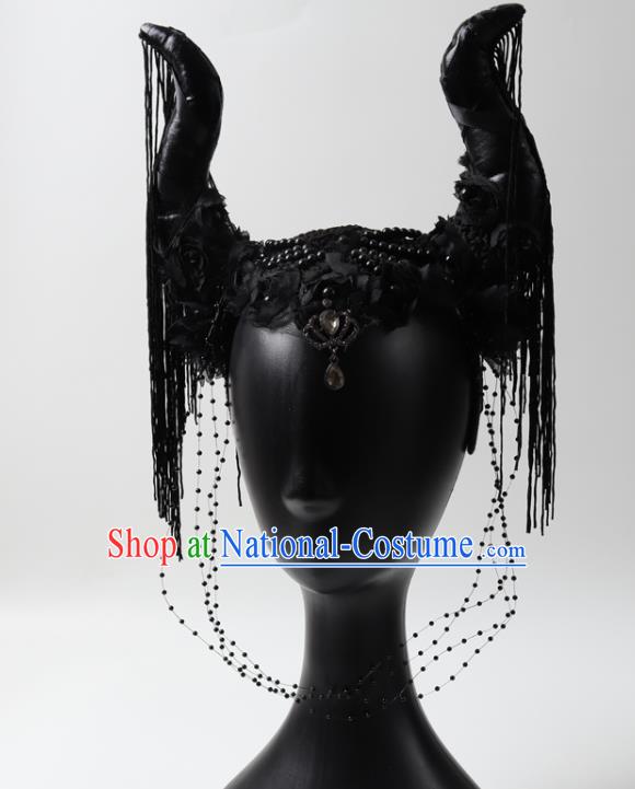 Top Rio Carnival Decorations Halloween Cosplay Hair Accessories Stage Show Black Ox Horn Hair Crown Gothic Giant Headpiece