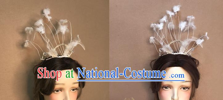 Top Cosplay Goddess Hair Clasp Baroque Bride White Feather Hair Crown Stage Show Giant Headdress Catwalks Hair Accessories