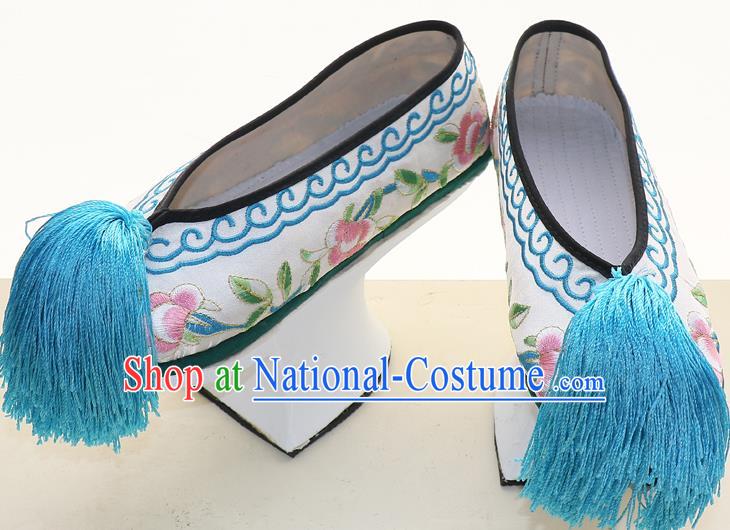 Chinese Qing Dynasty Princess Saucers Shoes Ancient Palace Lady Embroidered White Satin Shoes