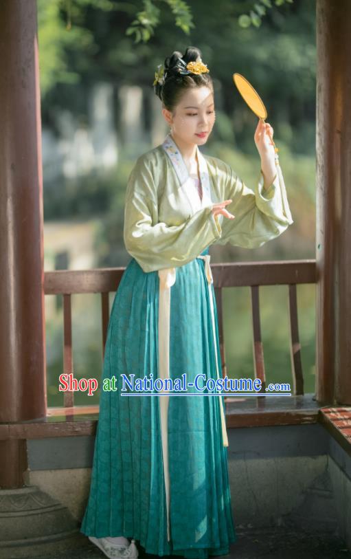 China Traditional Song Dynasty Court Lady Hanfu Garments Ancient Royal Princess Historical Dress Clothing