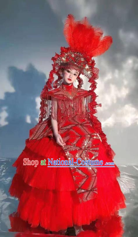 Top Baroque Top Hat Brazil Parade Headdress Halloween Cosplay Hair Accessories Catwalks Red Feather Royal Crown