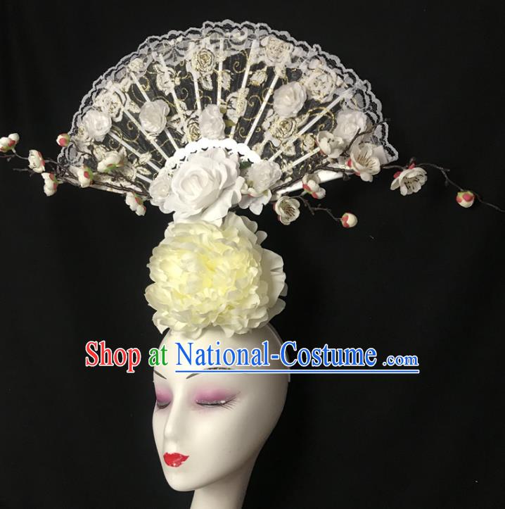 Chinese Handmade Stage Show Beige Peony Hair Crown Traditional Court Lace Fan Top Hat Cheongsam Catwalks Fashion Giant Headdress