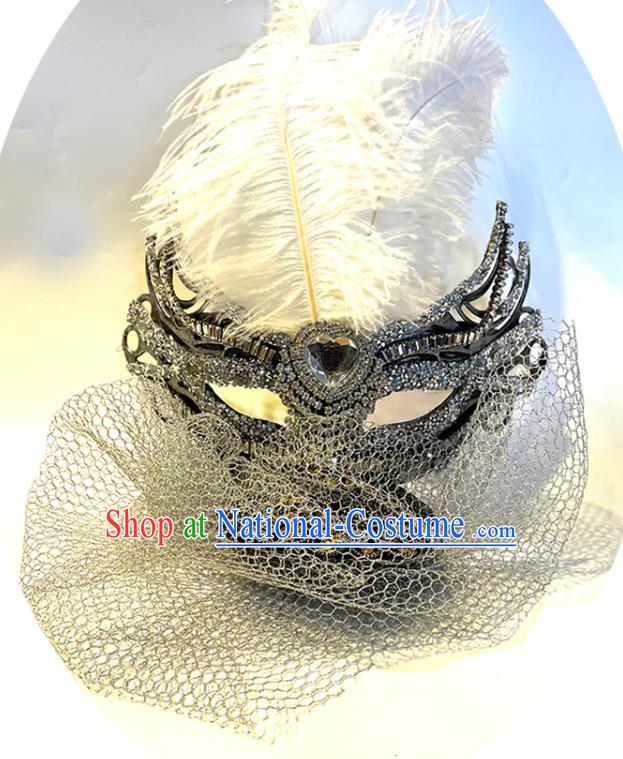 Handmade Halloween Cosplay White Feather Face Mask Costume Party Gothic Queen Headpiece Brazil Carnival Crystal Mask