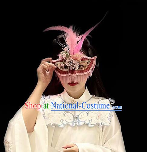 Handmade Brazil Carnival Pink Feather Mask Halloween Cosplay Tassel Face Mask Costume Party Red Sequins Blinder Baroque Princess Headpiece