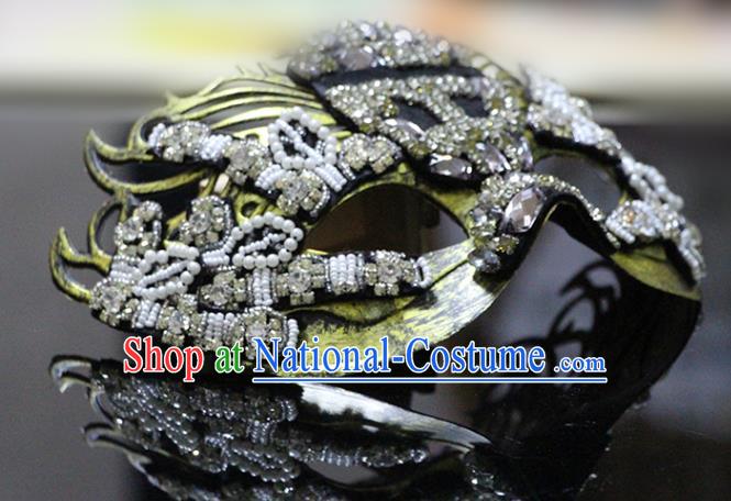 Handmade Brazil Carnival Metal Mask Halloween Cosplay Face Mask Costume Party Crystal Beads Blinder Baroque Princess Headpiece