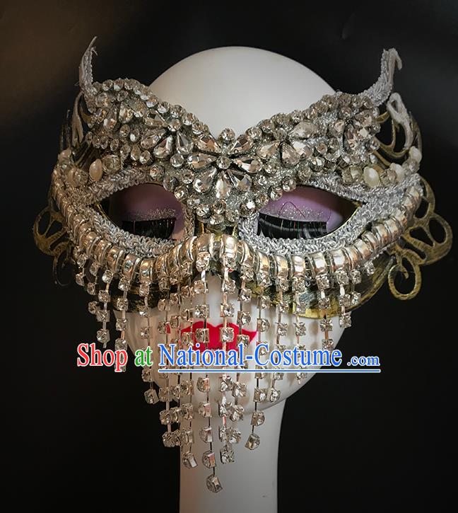 Handmade Costume Party Crystal Tassel Blinder Baroque Princess Headpiece Brazil Carnival Metal Mask Halloween Cosplay Face Mask