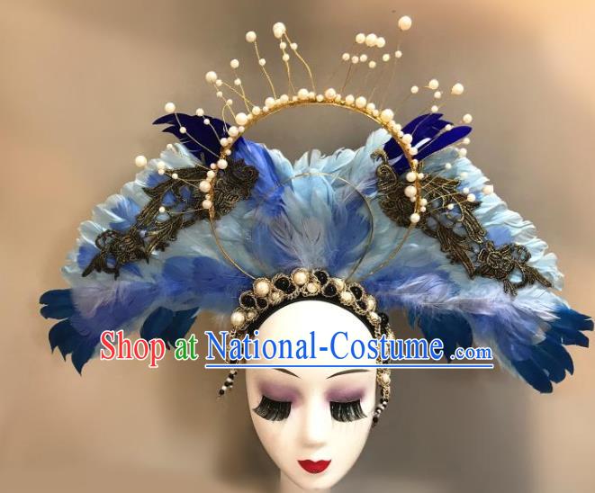 Top Halloween Catwalks Blue Feather Royal Crown Carnival Parade Giant Wings Headdress Baroque Goddess Pearls Hair Clasp Cosplay Princess Hair Accessories