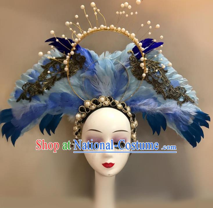 Top Halloween Catwalks Blue Feather Royal Crown Carnival Parade Giant Wings Headdress Baroque Goddess Pearls Hair Clasp Cosplay Princess Hair Accessories